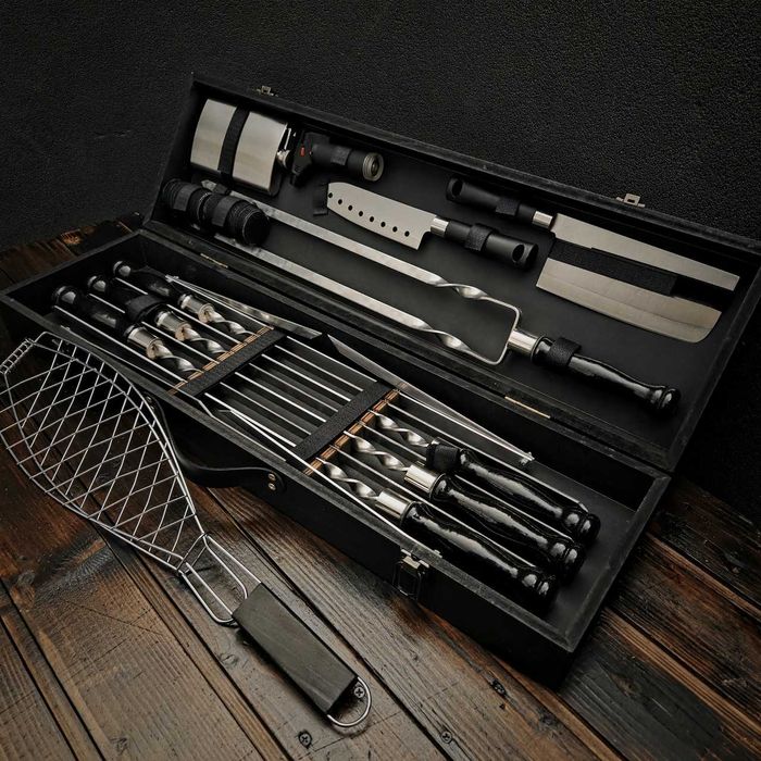 Набор шампуров в деревянном кейсе подарунковий набір шампурів