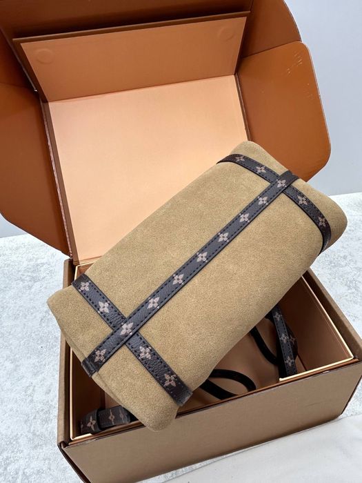 Сумочка в стилі Louis Vuitton Express PM