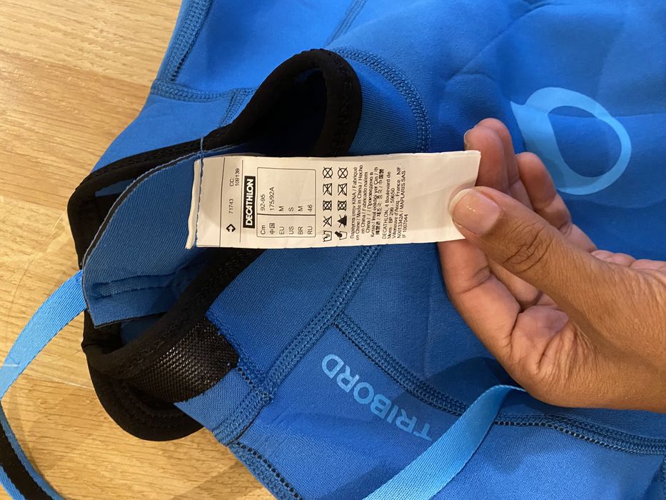 Fato surf novo decathlon tamanho S , 2.2mm