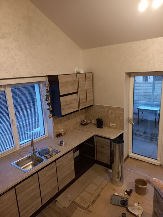 Строительные роботы разного вида)