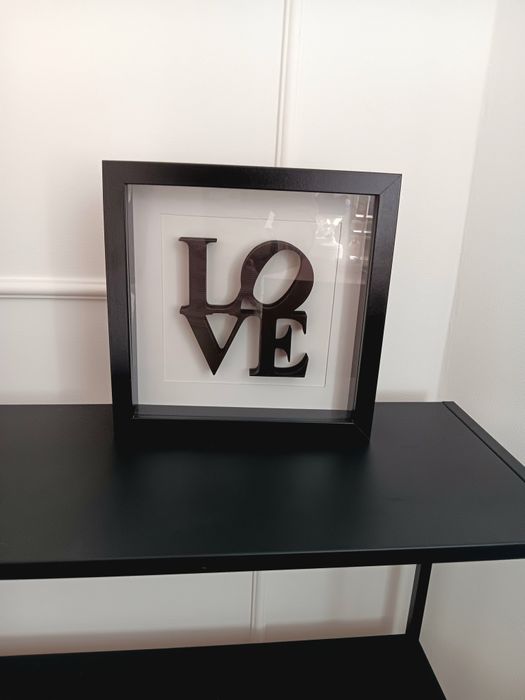 Quadro LOVE pousar ou pendurar