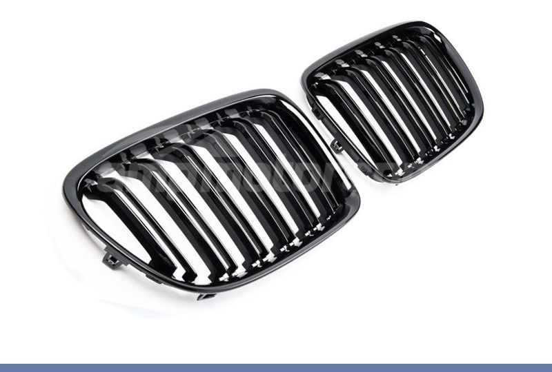 GRELHA DIANTEIRA LOOK M PARA BMW X1 E84 2009-2015