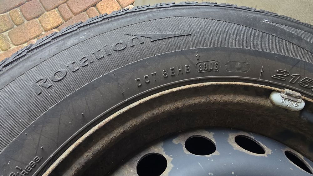 Felgi z oponami 5x114.3 16"  215/65/R16