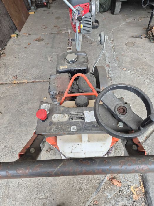 Máquina de cortar asfalco e betão