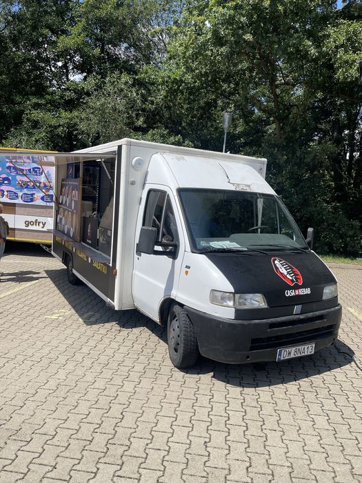 Sprzedam Food Truck – w pełni wyposażony, gotowy do pracy