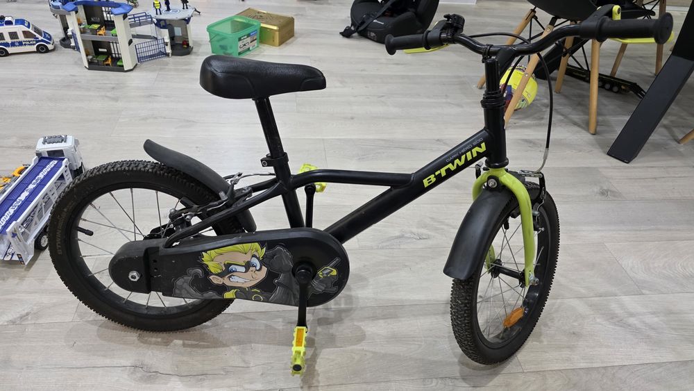 Rower B-twin dark hero 16 cali