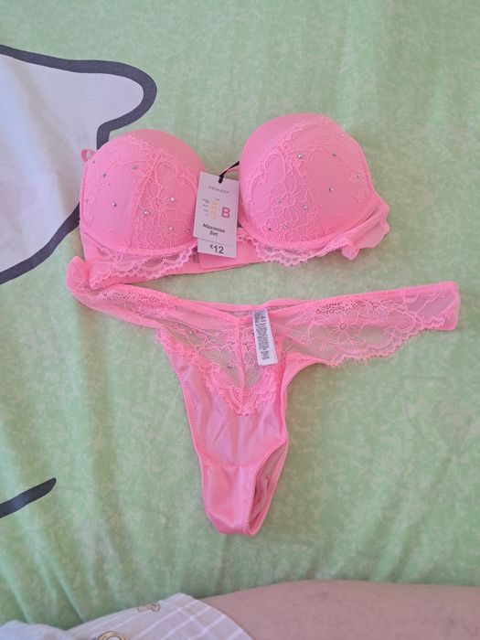 Roupa interior mulher