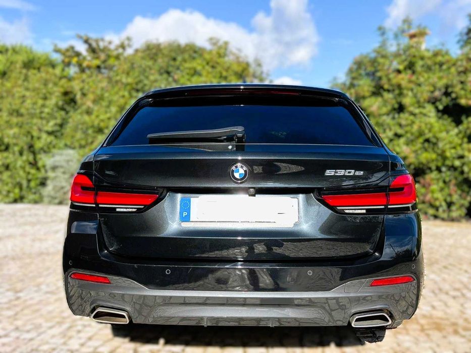 BMW 530 e Pack Desportivo M