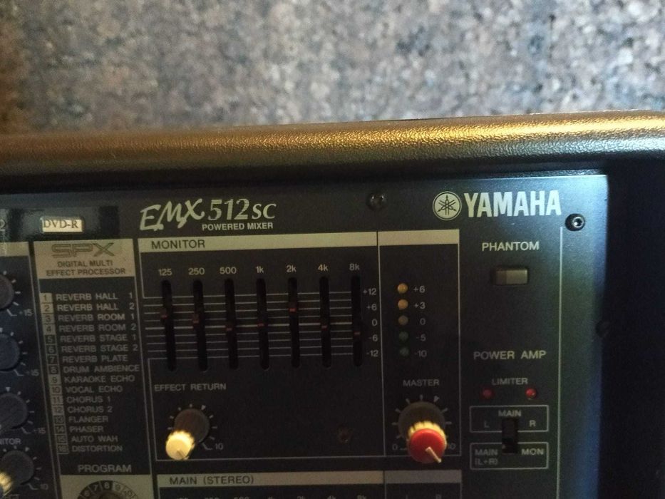 Yamaha EMX512SC 12 Channel 500 Watt Powered Mixer Merelim (São Paio