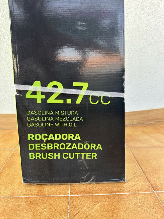 Roçadora a Gasolina Saurium 42.7cc 1.8HP (Euro V) - Nova e Selada na Caixa
