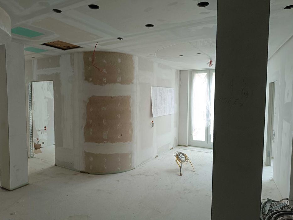 Malowanie oraz prace z suchą zabudową