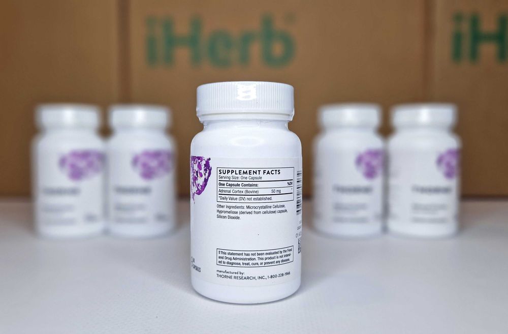 Thorne Adrenal Cortex, кора надниркових залоз, 60 капсул: 810 грн