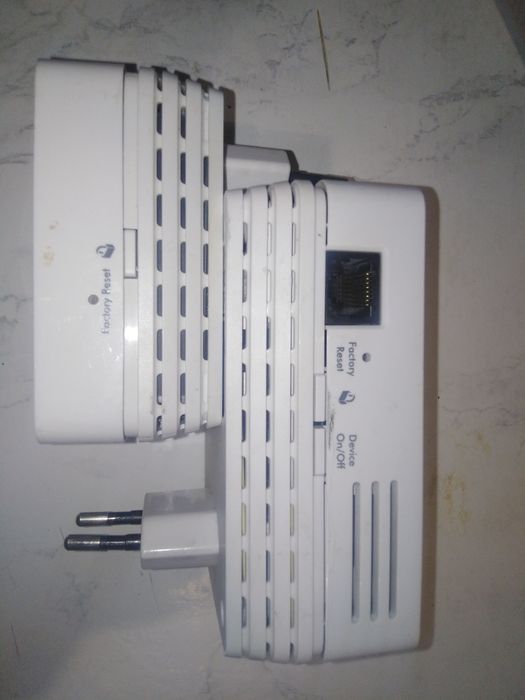 NETGEAR XAV 2001 Комплект для передачі Інтернету через мережу 220V