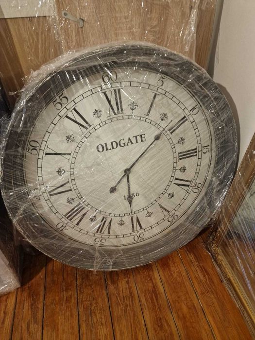 New Wall Clock511802997222287362