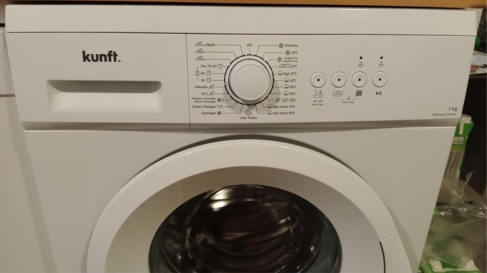 Maquina de lavar roupa nova