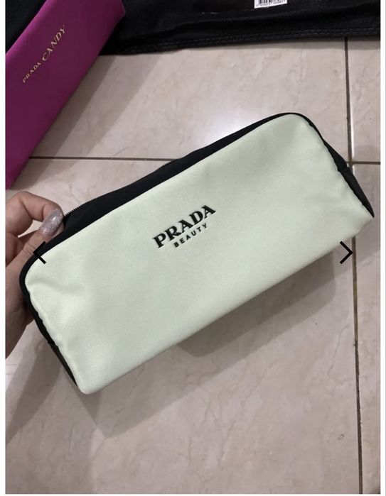 Косметичка Prada Beauty