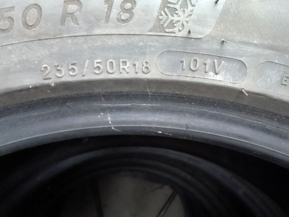Cena za 4 Opony zimowe 235/50r18 MICHELIN