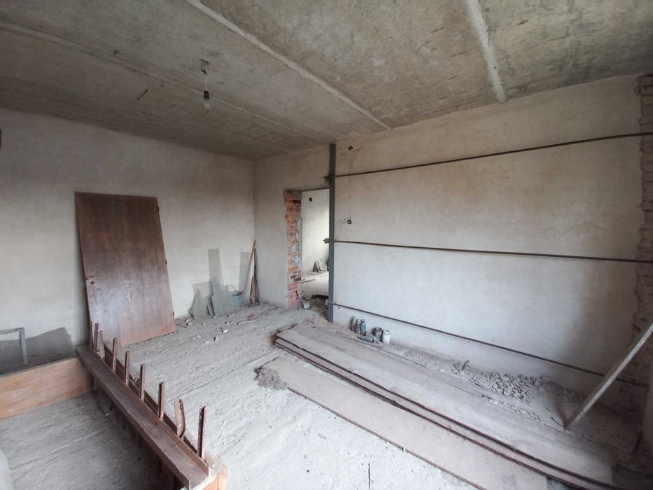 Будинок та земельна ділянка 6,1 сот., м. Кам'янка-Бузька