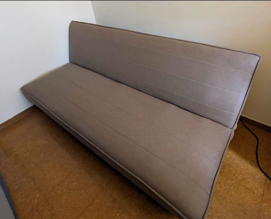 Sofá-cama cor cinza