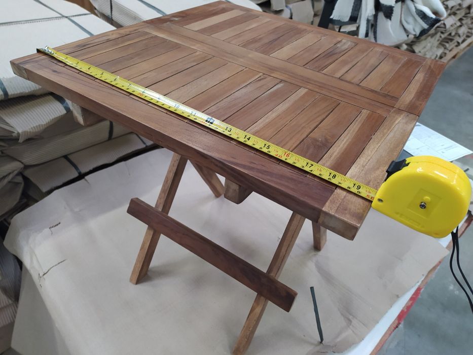 Stolik drewniany teak, biurowo tarasowy - nowe meble biurowe