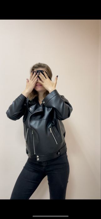 Куртка з екошкіри в класному стані L