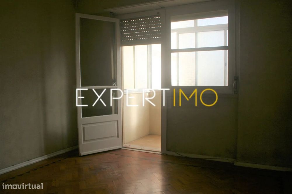 Apartamento T1 para remodelar
