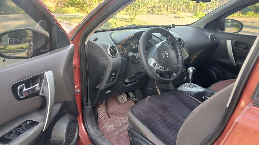 Продам Nissan Qashqai 2,0