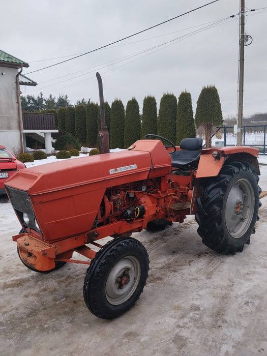 Ciągnik rolniczy Renault R 7231