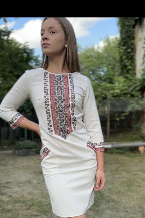 Вишите плаття. Вишиванка