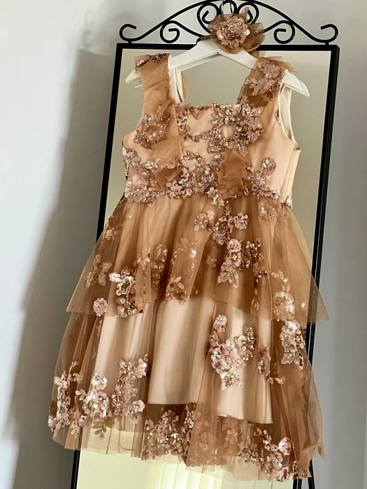 Vestido de luxo Gio Bespoke + acessór. + sabrinas (6-8 anos, 122-128)