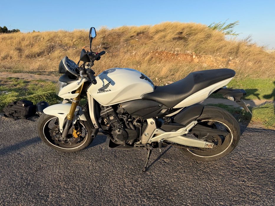 Motociclo honda hornet