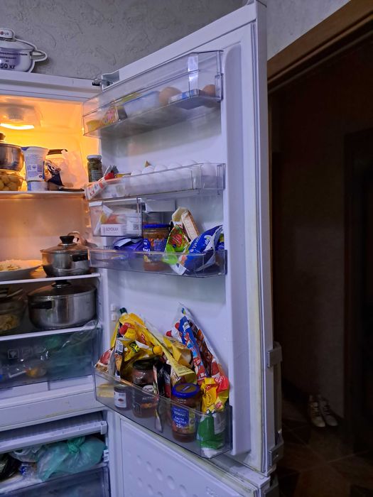 продам холодильник BEKO