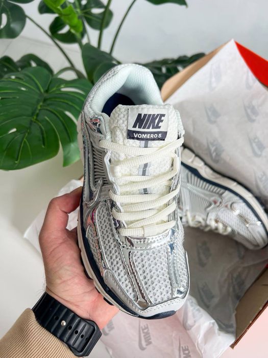 Кросівки Nike Zoom Vomero 5 Silver