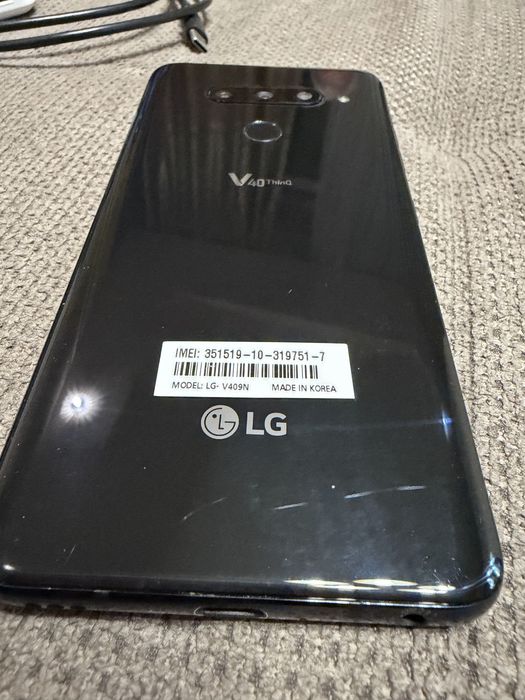 Мобильный телефон LG V409N 128 Гб