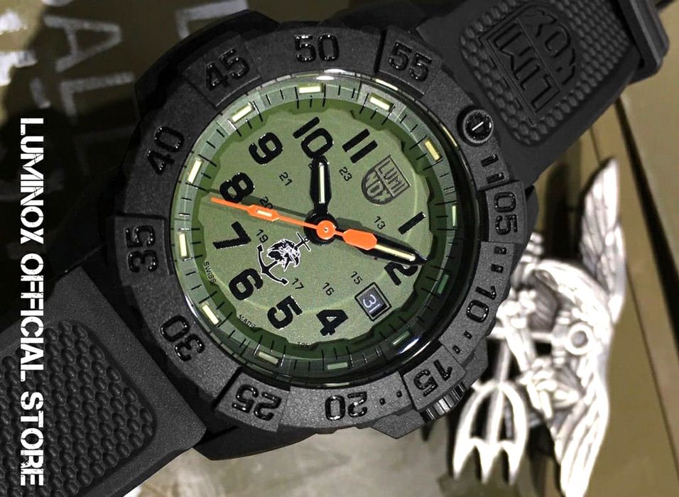 Годинник LUMINOX XS.3517.NQ.SET Navy Seal 3600 Tritium 45 mm 200 MT.