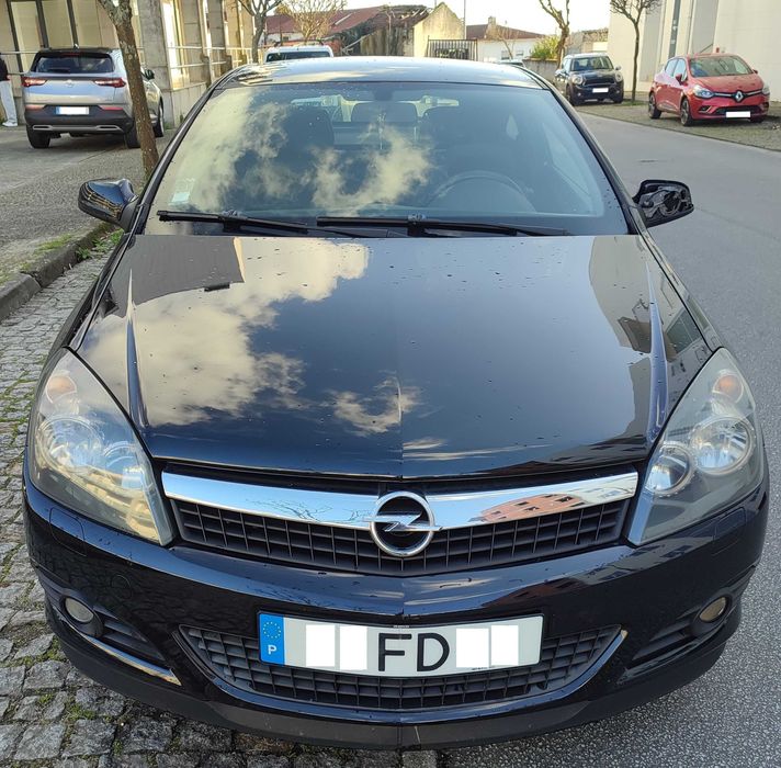 Opel Astra GTC 1.7 125 CV(Motor Isuzu)