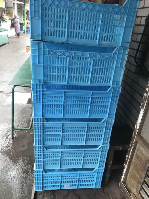 Продам пластикові ящики