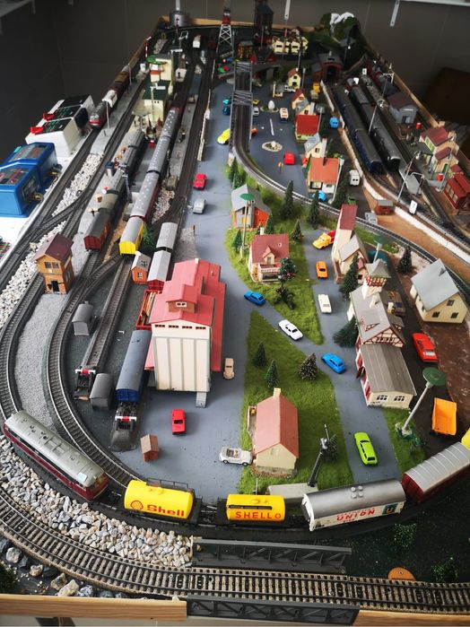 Pista de comboios á escala