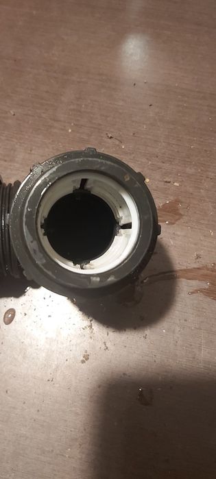 Kolano skręcane do rur PE 45mm < 90°