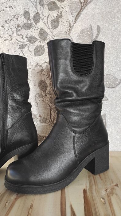 Кожаные полусапожки р38