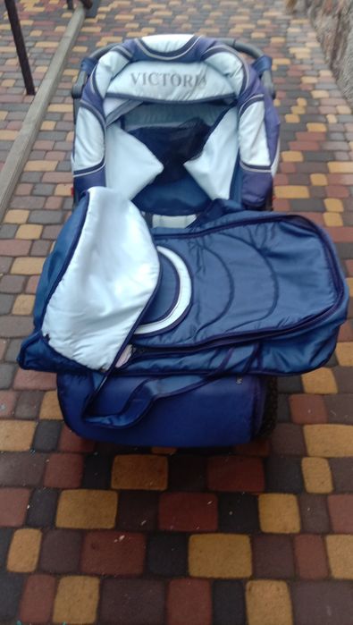 Продам дитячу коляску