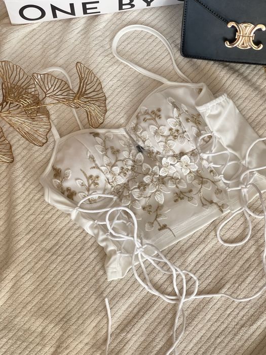 Корсет на М новый