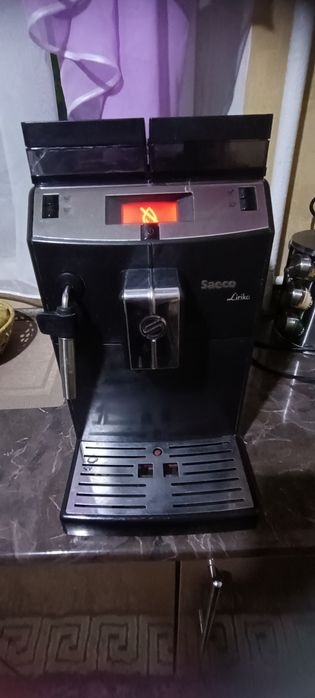 Легендарна кавомашина Saeco Lirika Black