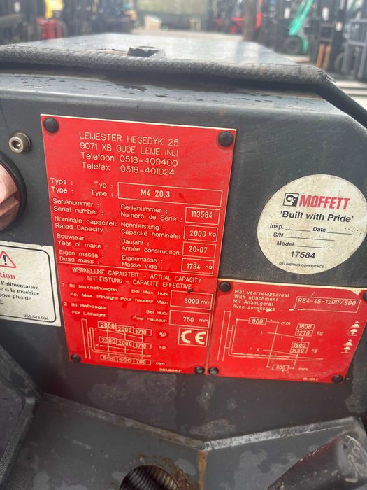 Мобільний вилковий навантажувач MOFEET M4 20.3