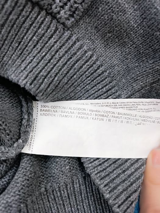 Сірий светр mango