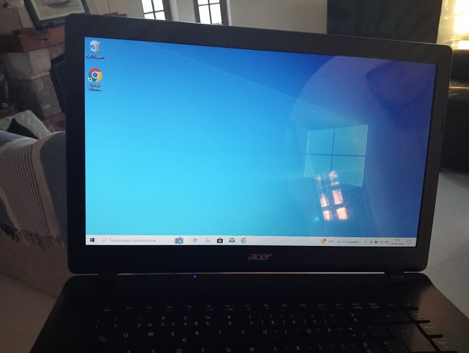 Portátil Acer Aspire Es1-520