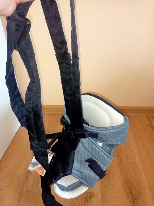 Nosidełko dla dziecka 3,5 - 9 kg. Przód i tył