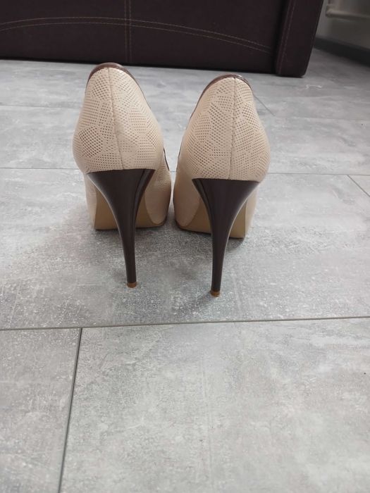 Туфлі жіночі шкіряні