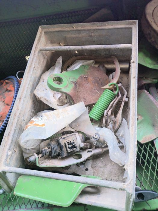 Siewnik do kukurydzy Amazone contur 6