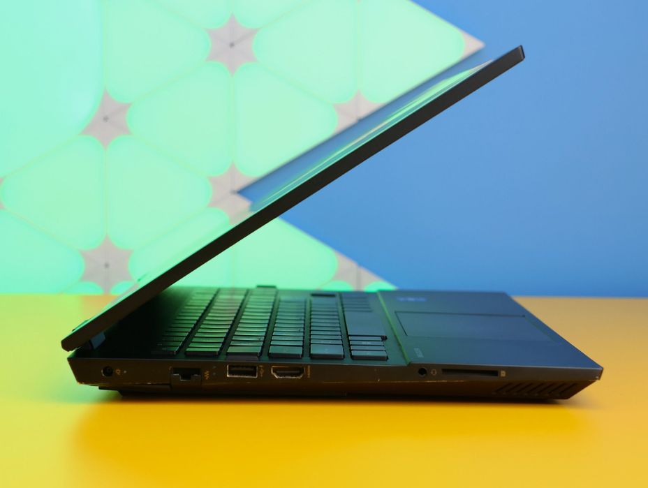 Ноутбук HP OMEN 15-ek1075cl (161567) Б/У З ГАРАНТІЄЮ